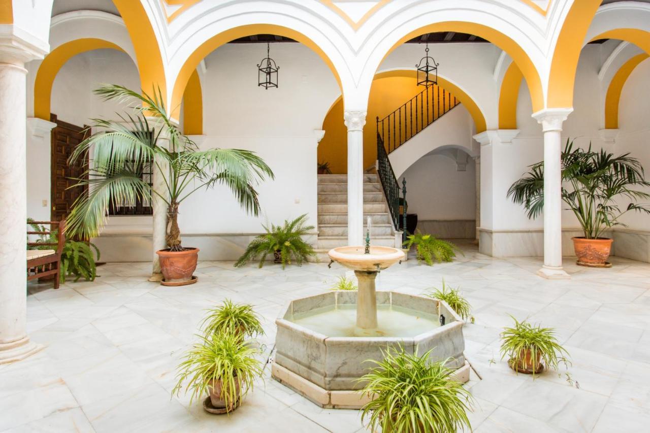 Magico Apartamento En Casa Palacio Del Siglo XVII Sevilla Exteriér fotografie